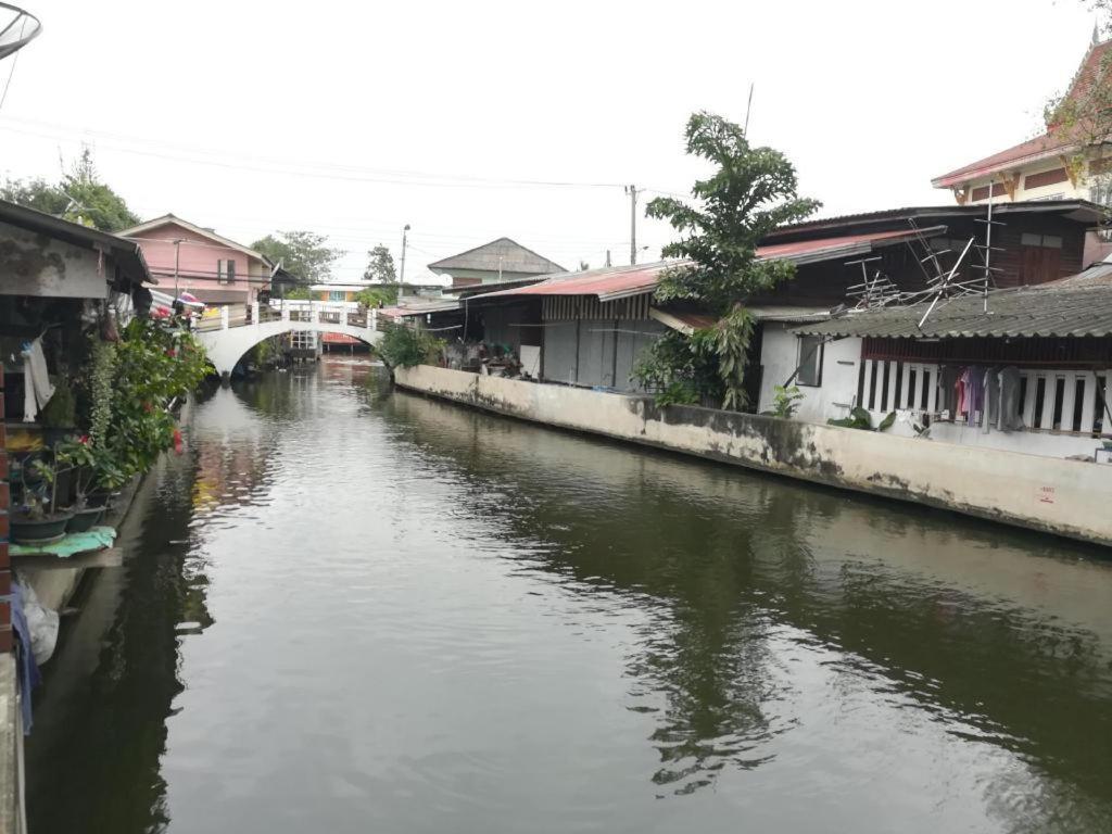 Aiims Tales Canal Boutique House Hotel Bangkok Bagian luar foto