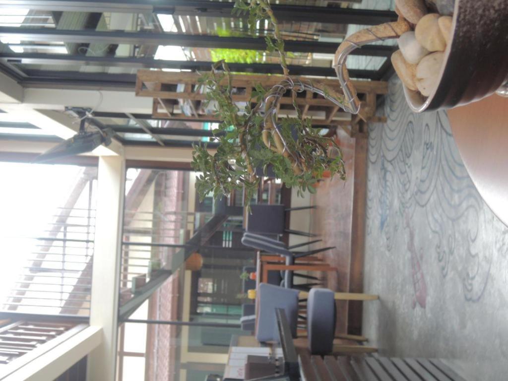 Aiims Tales Canal Boutique House Bangkok Bagian luar foto