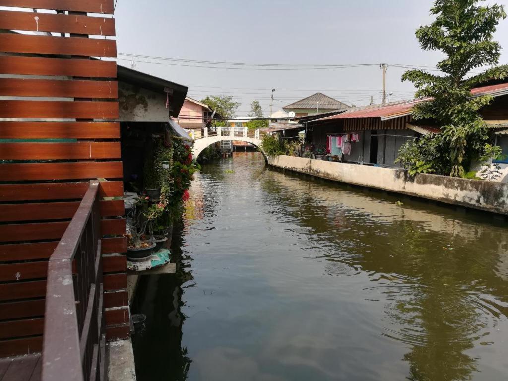 Aiims Tales Canal Boutique House Hotel Bangkok Bagian luar foto