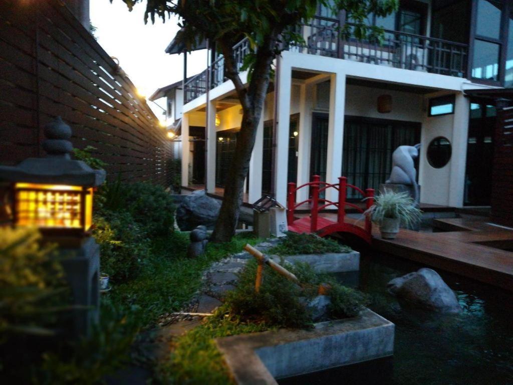 Aiims Tales Canal Boutique House Hotel Bangkok Bagian luar foto