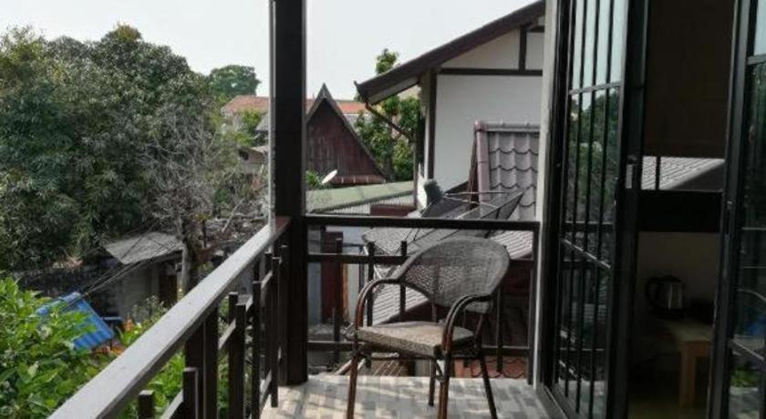 Aiims Tales Canal Boutique House Bangkok Bagian luar foto